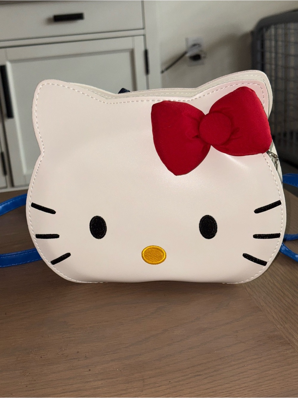 Hello Kitty Style Kids Crossbody Bag - Pink with Red Bow — NWNT